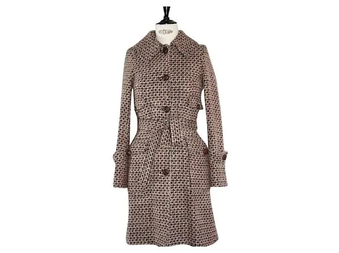 Patrizia Pepe Abrigos, Ropa de calle Rosa 