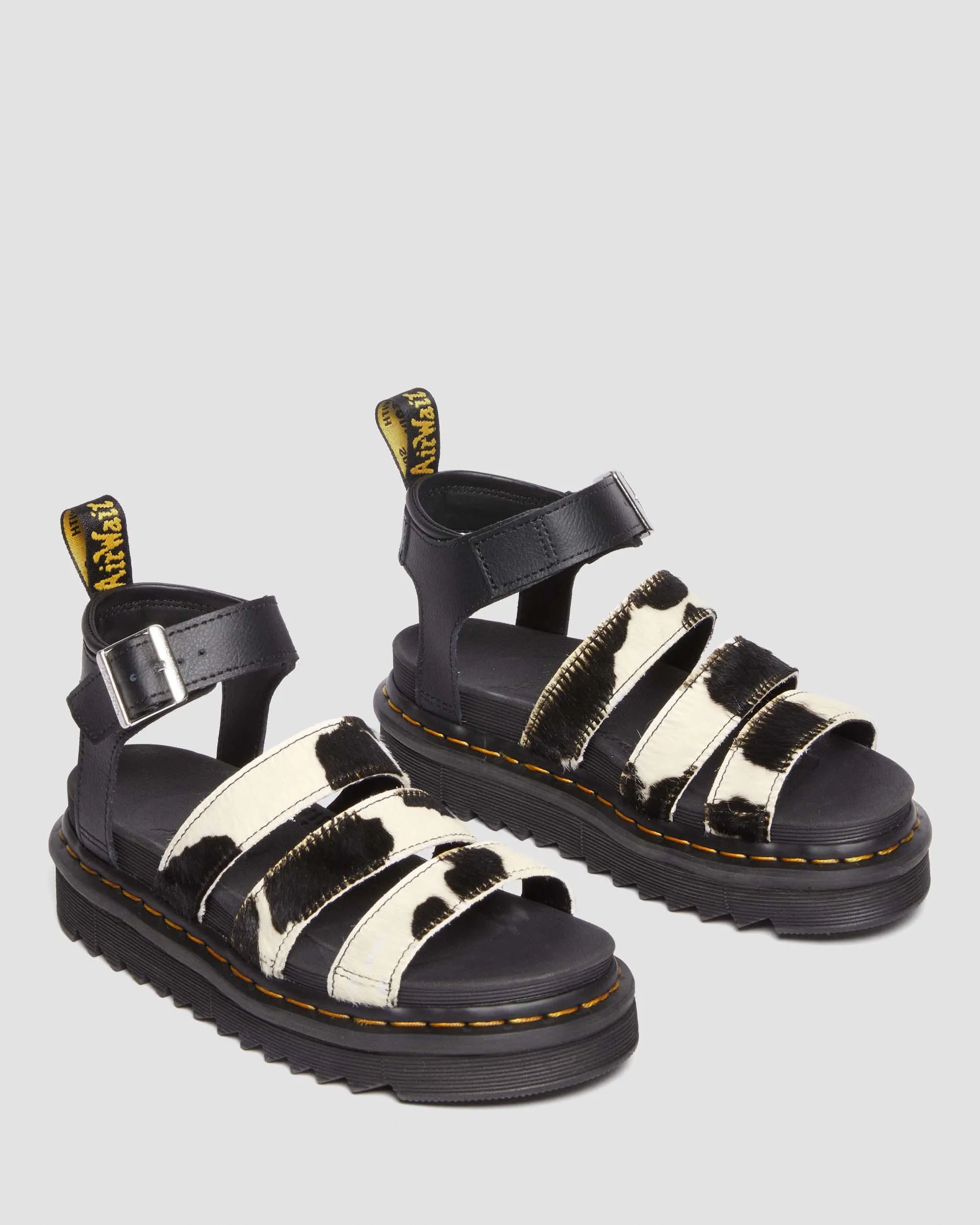 Sandalias Blaire de tiras en Hair-On con estampado de vaca