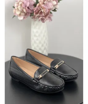 ZAPATO MOCASIN DE MUJER CALADO